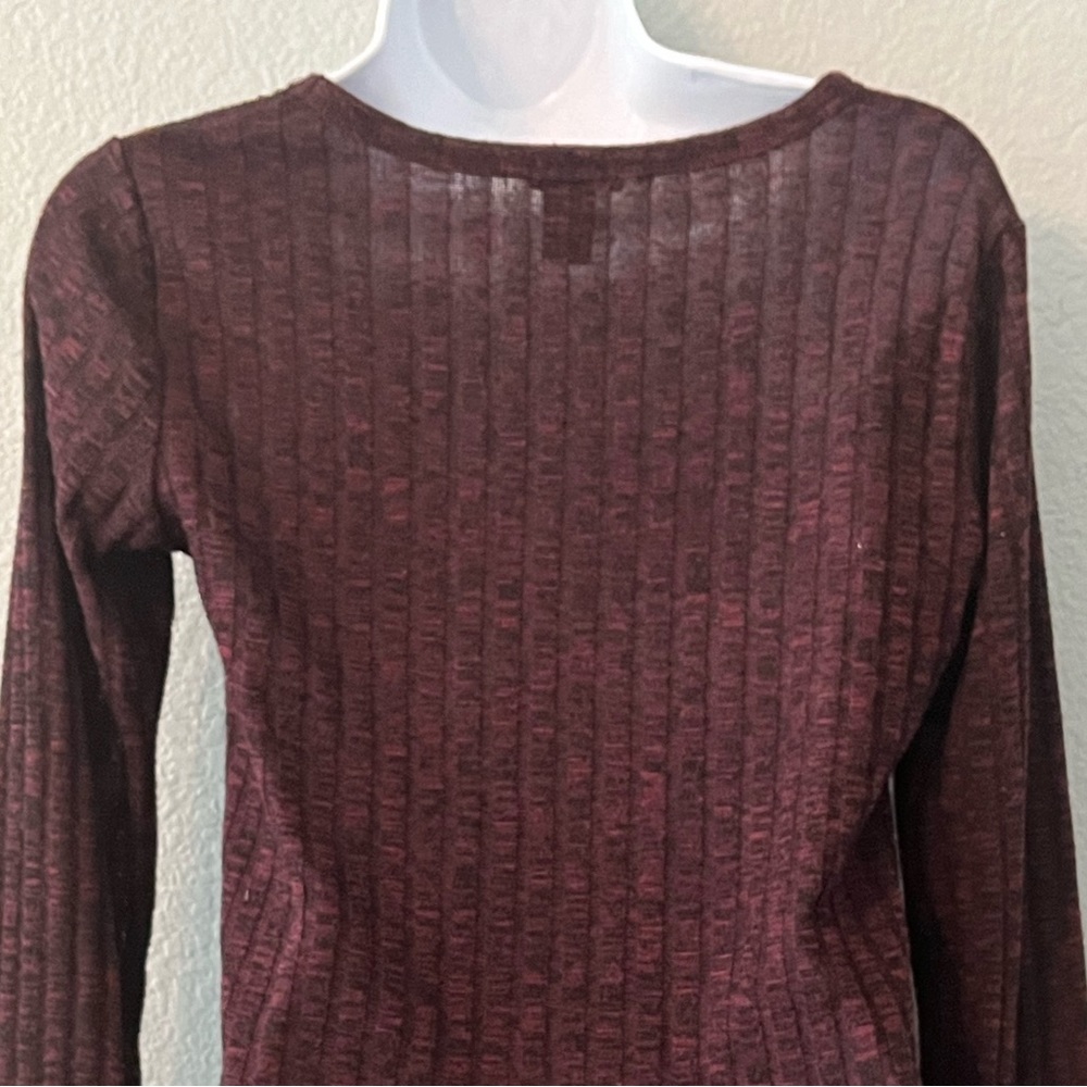 3/$20 Rue21 Ribbed Sheer Tunic - Picture 6 of 9